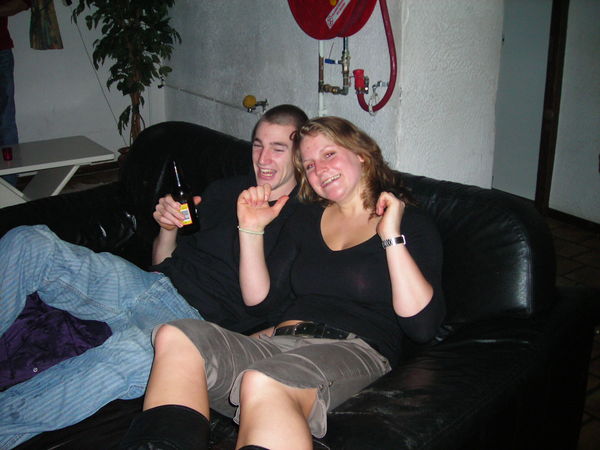 Feest op de bank