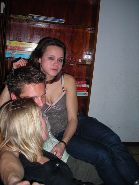 Rudy in gesprek met Kim en Chantal