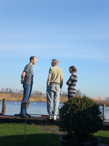 Kas doet alsof-ie een dikke kont heeft