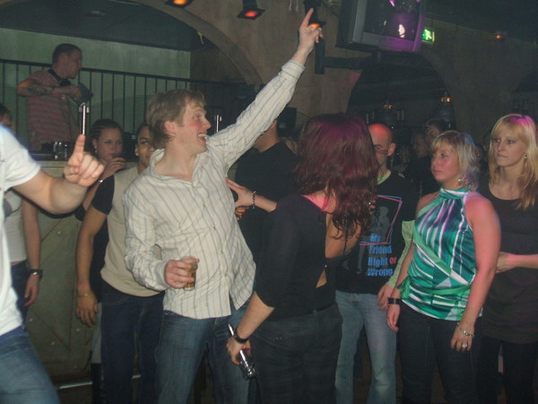 Heeee!!!! Biertje!!!!