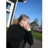 Natasja heeft allemaal takjes op haar hoofd