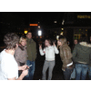 De eerste groep mensen gaan alweer terug naar het huisje