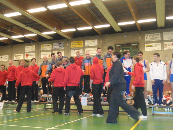 Heren A 1e op tafel