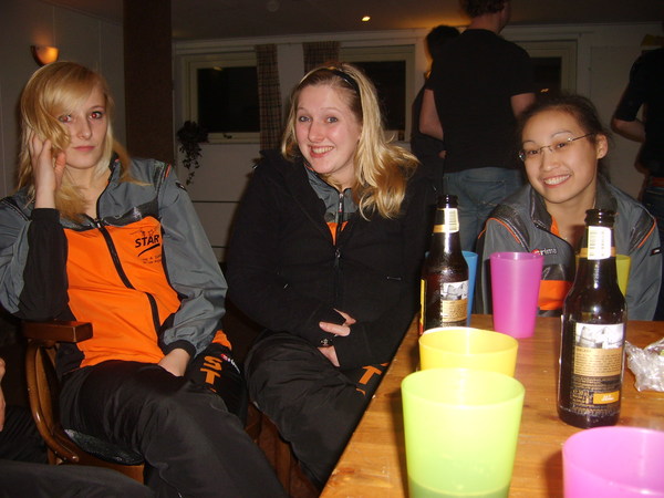 Allemaal aan het bier