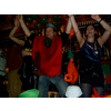 Op de bar gaat het dansen nog gewoon door