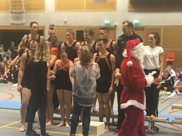 Mix 1 en 2 gedeeld tweede levert een vol podium op