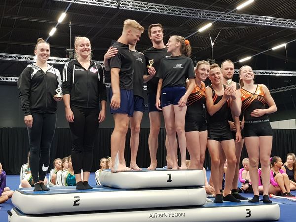 Iedereen is blij met z'n prijs