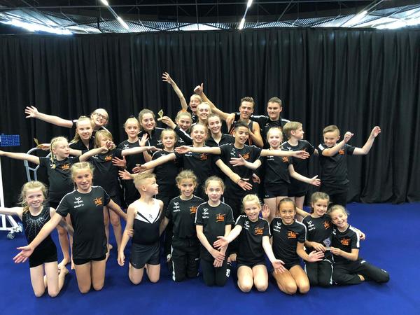 Allemaal H.S.V.-ers en S.T.A.R.-ries