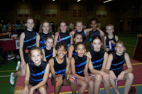 De hele groep, met lintjes en S.T.A.R.-retjes