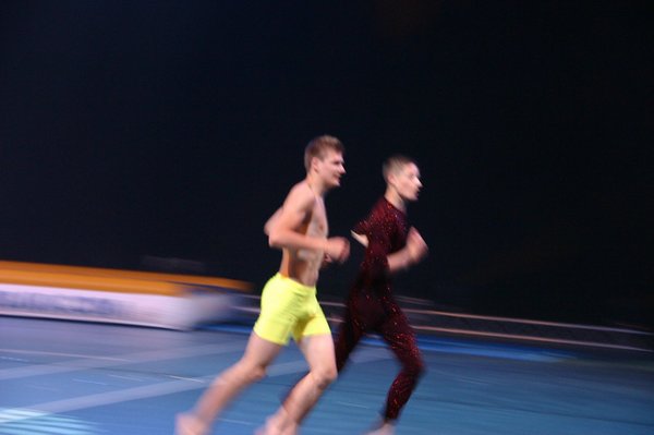 Dyckie en Dilan joggen een rondje