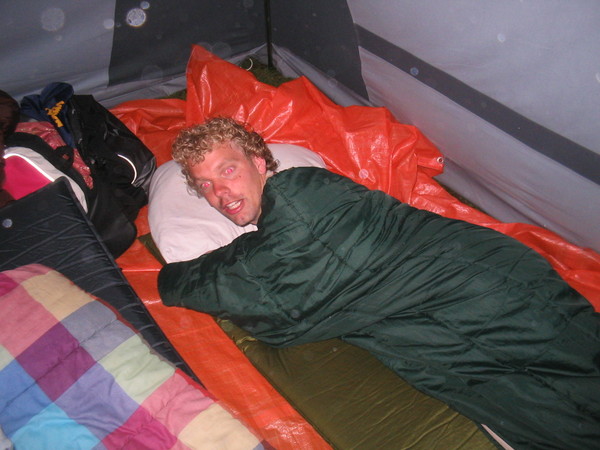 Joost is wakker geworden