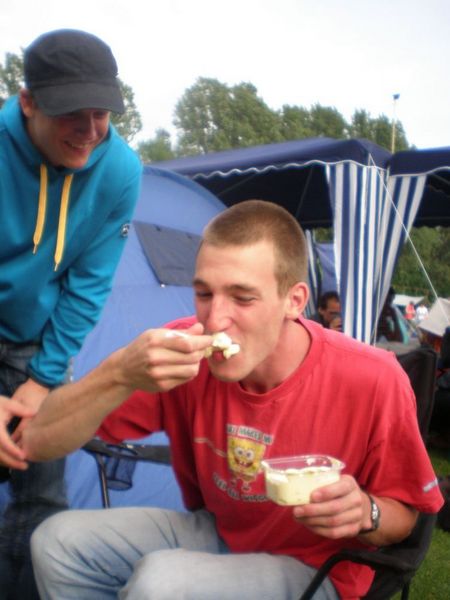 En dan gewoon je bakje leegeten