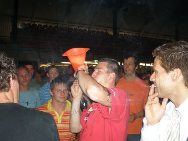 Bijna op