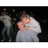 Dickie masseert iets te hard