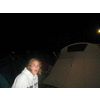 José bewaakt de tent