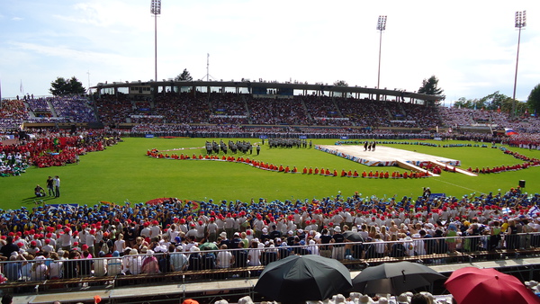 De Zweden komen ook eindelijk het stadion in