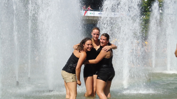 Sonja, Natasja en José