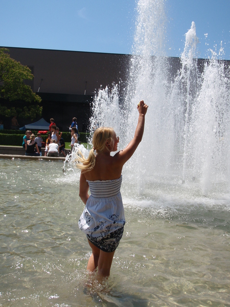 Ook Eline durfde het water in