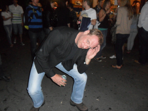 Ook Rob danst lekker mee
