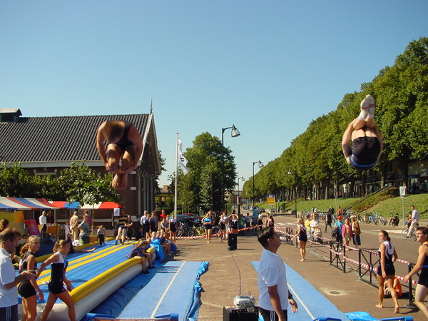 Nigel en Lesly in tegenfase