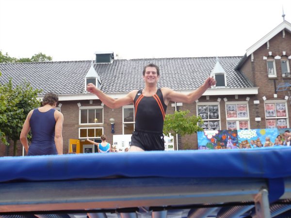 Ook Bart is vrolijk