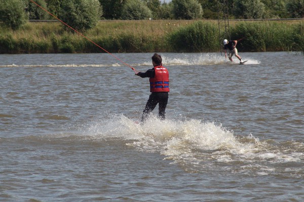 Marcel en een of andere volksdanser