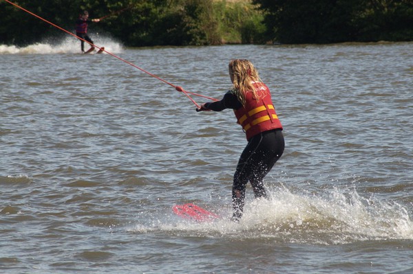 Eline heeft haar haar losgegooid