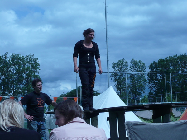 Poging tot gewoon staan