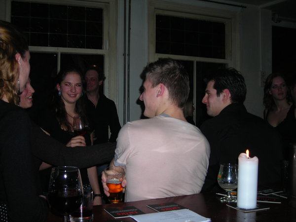 Leontien doet Thea van Theo en Thea na