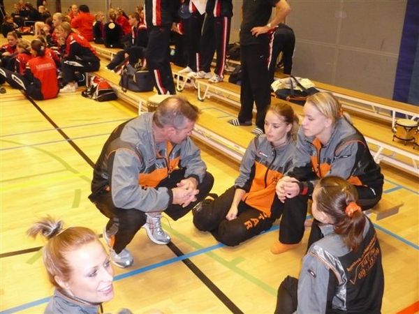 De Dames bereiden zich ook voor