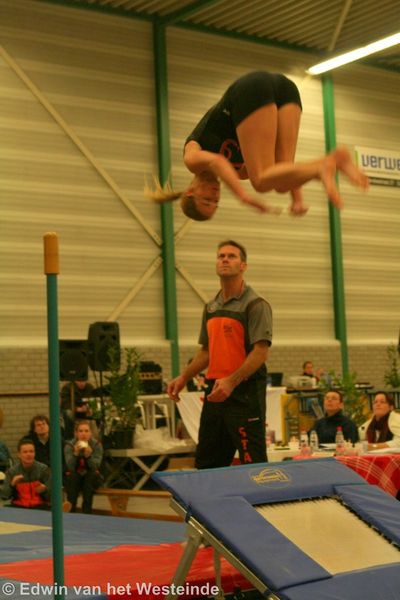 Natasja dubbel salto