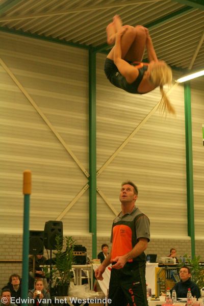 Eline dubbel salto