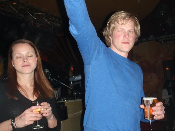 Thomas lucht zijn oksel