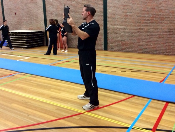 Meester Robin aan het filmen