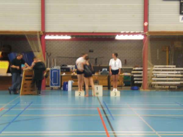 Olga krijgt toch een zoen van Mirre