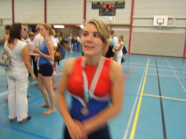 José lacht bijna in de camera