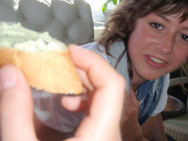 Stokbroodje (links) en Jorine (rechts)