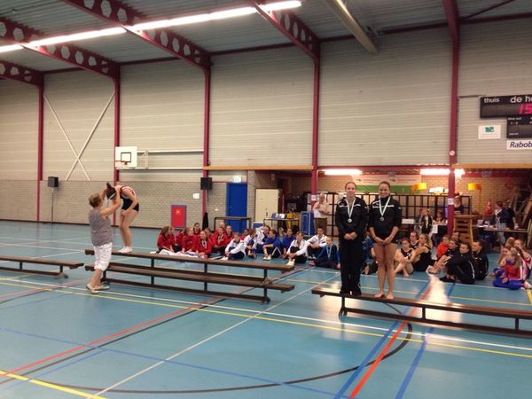 Chantal en Diandra 3e op Pegasus Plank