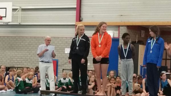 Anna en Carlijn hebben een zilveren medaille op Tramp