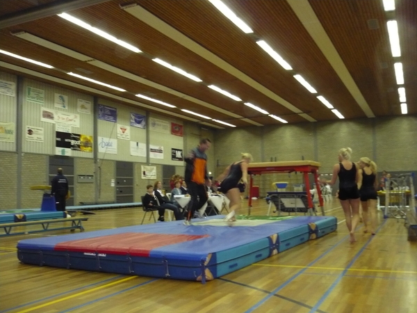 Kim landt haar tsuki