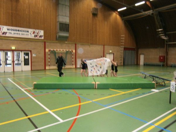De Starries met een S.T.A.R.-vlag