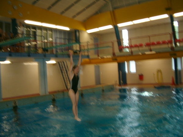Mirre loopt over water
