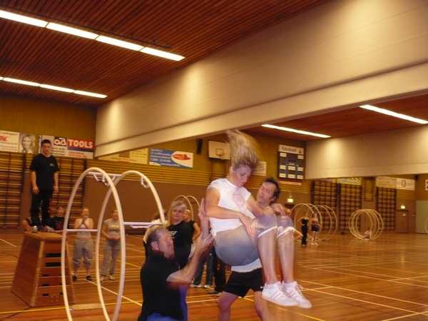 Met wapperende haren veilig geland