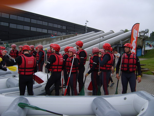 Wie mag bij wie in de boot?