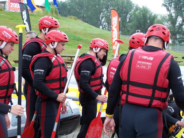 Lesly controleert nog even z'n helm