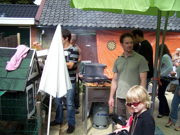Faas had z'n stoere zonnebril meegenomen