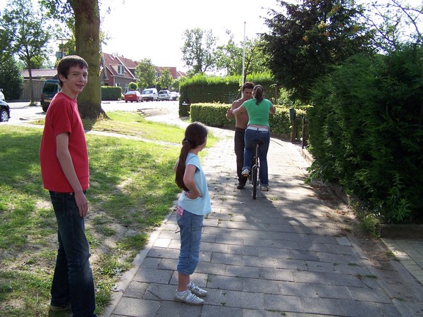 Familie Steenhouwer op de eenwieler