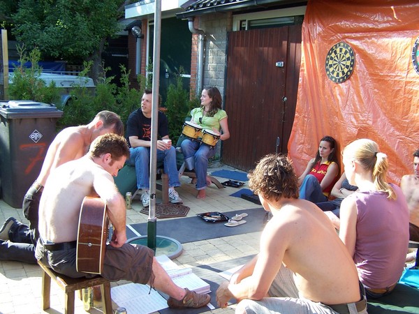 En speelt en speelt en speelt...