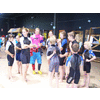 Zelf je wetsuit dichtritsen is best lastig