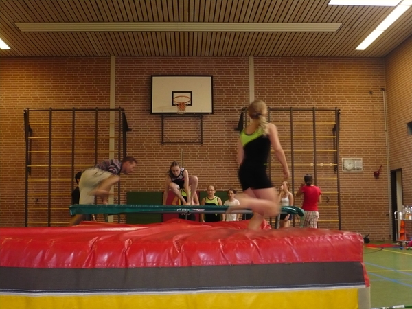 Meester Robin moet even een handje helpen